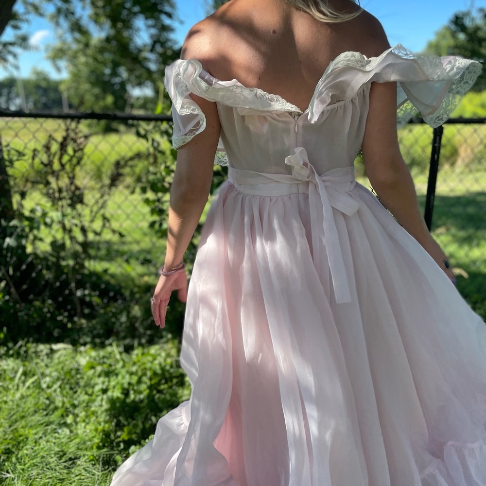 SELKIE The Romance Novel Dress - Picture 3 of 13